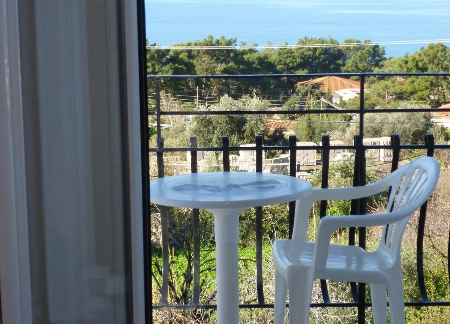 Raymondos Apartments Lassi  Greece